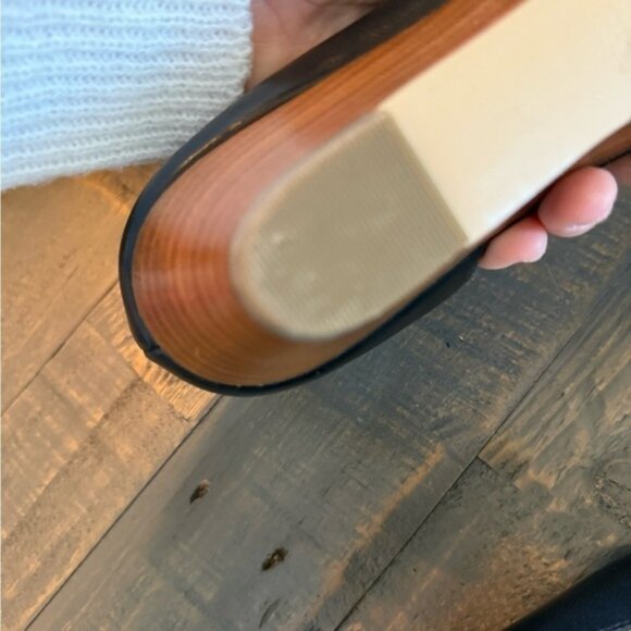 adidas Originals Sambae Hello Kitty "White/Pink" Women's Shoe - Picture 3 of 6